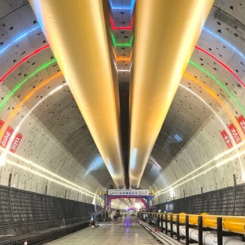 我国自研世界最大直径高铁盾构机掘进突破万米大关