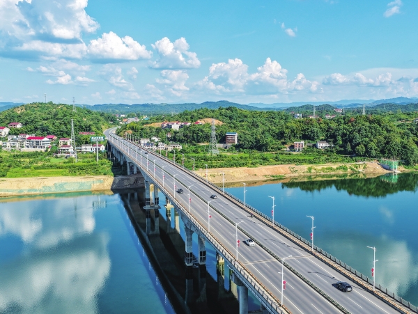 实干担当·新化篇|万家灯火幸福长@湖南日报