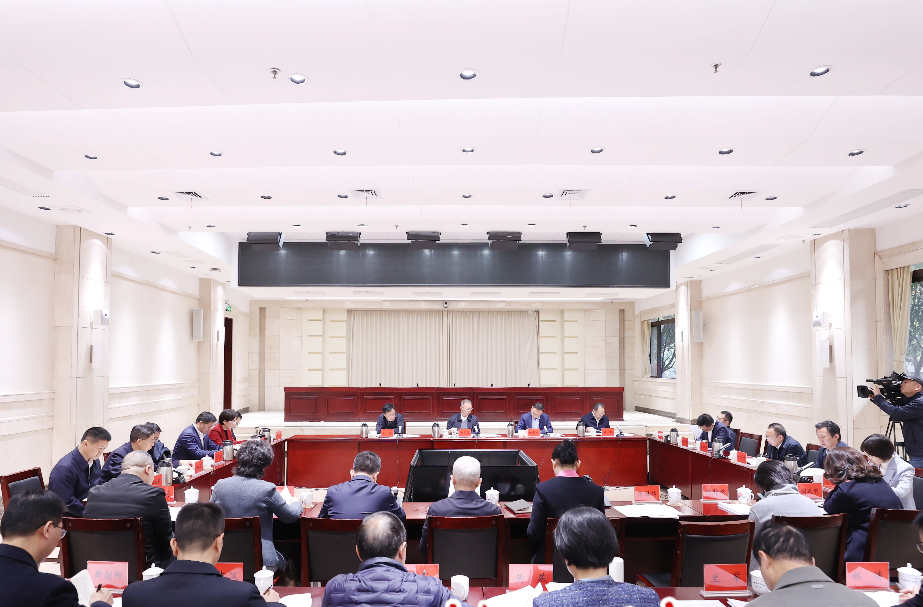 株洲市委理论学习中心组（扩大）举行2025年第十五次集体学习