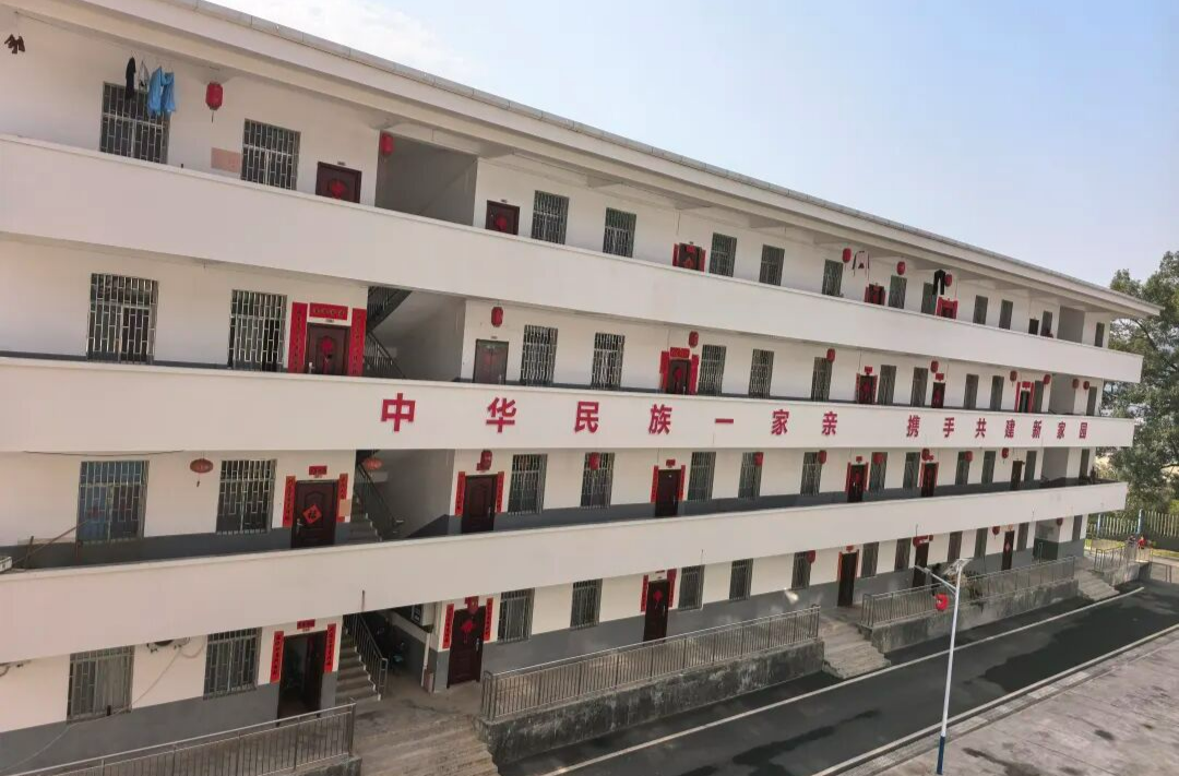 山乡蝶变后的新活力——走进湖南省资兴市八面山瑶族乡灾后重建侧记