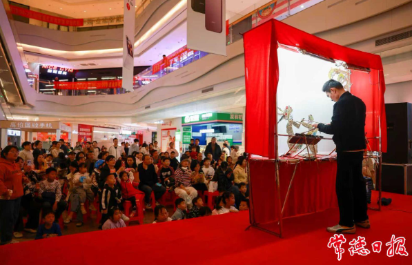 “芙蓉花”公益课堂烹出社区幸福味