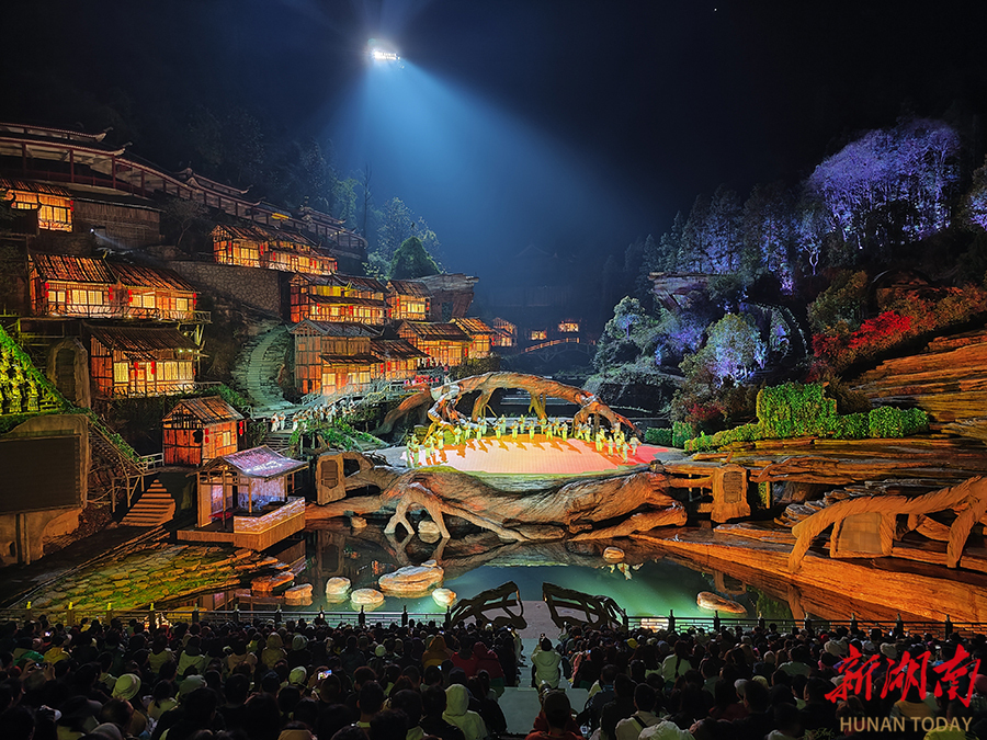 《天门狐仙》2025演出季圆满收官