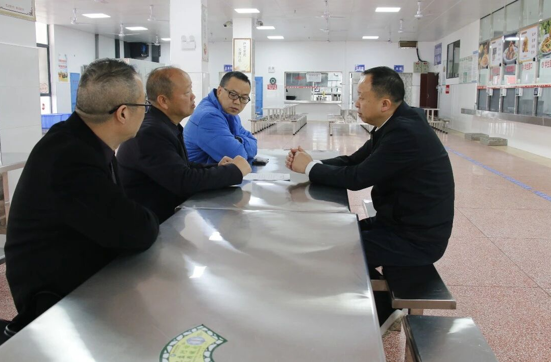 冷水江市领导深入一线调研问需解困