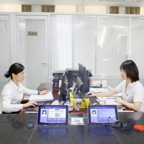 湘江公证处驻政务中心窗口：公证服务新升级，“三心”举措惠民生