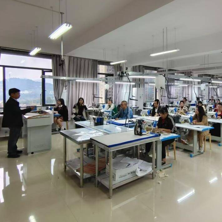 怀化市5个劳务品牌获省级认定 “陆港箱包巧匠”为产业链注入人才动能