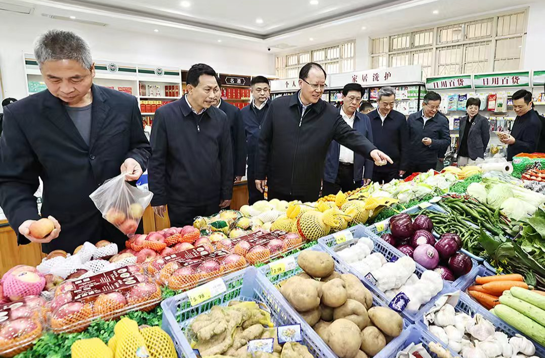 毛伟明在省供销合作总社调研