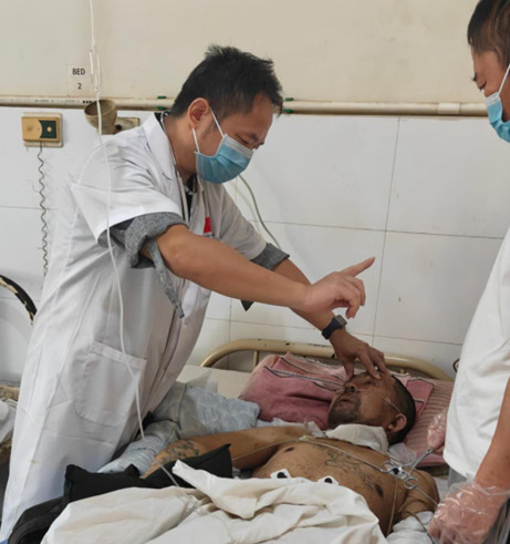 重症脑疟同胞生命岌岌可危！中国援塞医疗队两周力挽狂澜