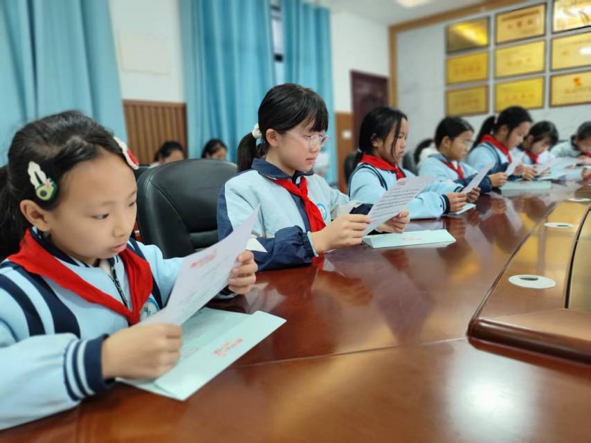 湘吐两地手拉手 民族团结一家亲——湘潭市岳塘区江滨学校与亚尔镇中学开展书信联谊活动