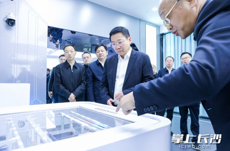 陈博彰在长沙县宣讲并开展调研