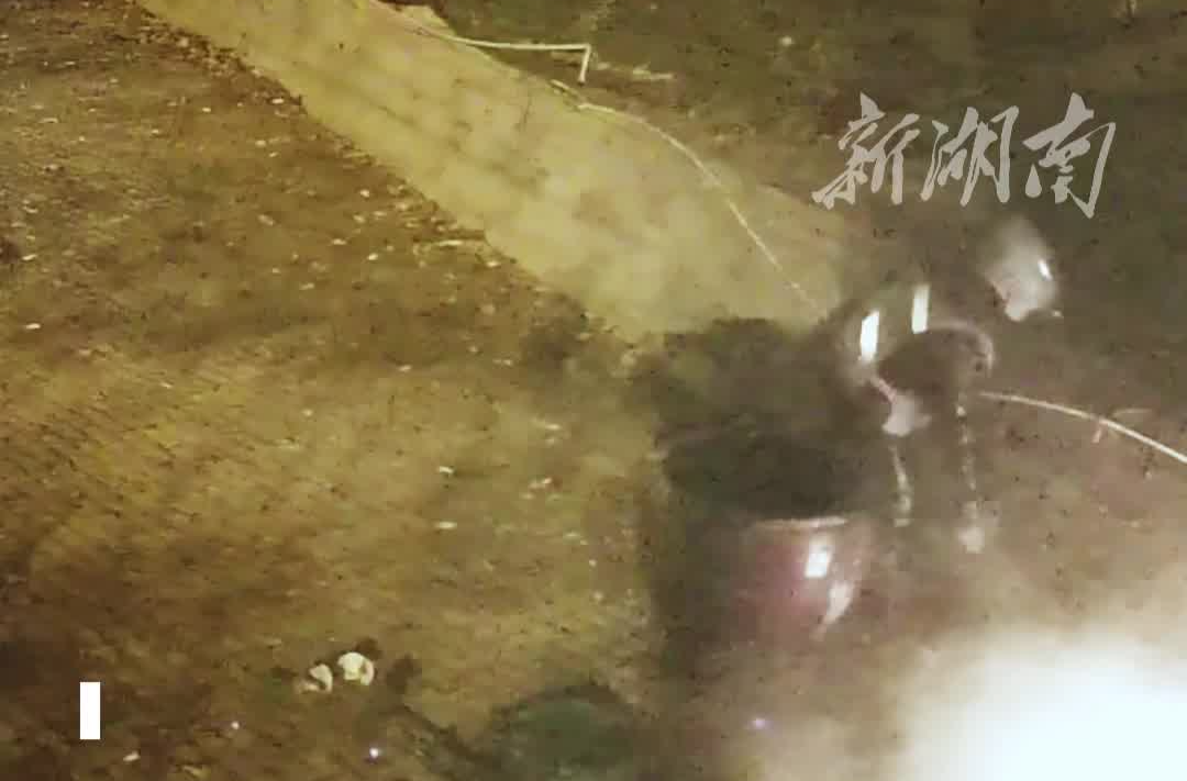 凌晨救火的代驾小哥找到了，滴滴平台授予其“正能量榜样”称号