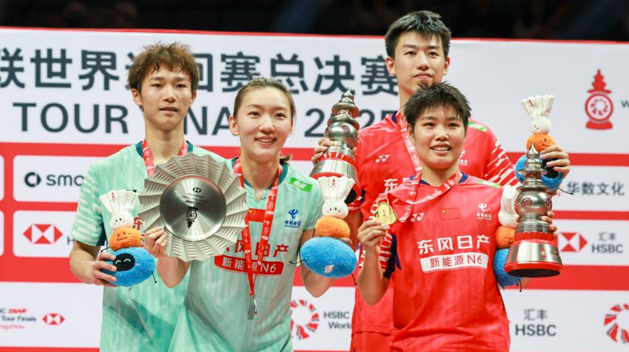 世巡赛总决赛：冯彦哲/黄东萍夺得混双冠军