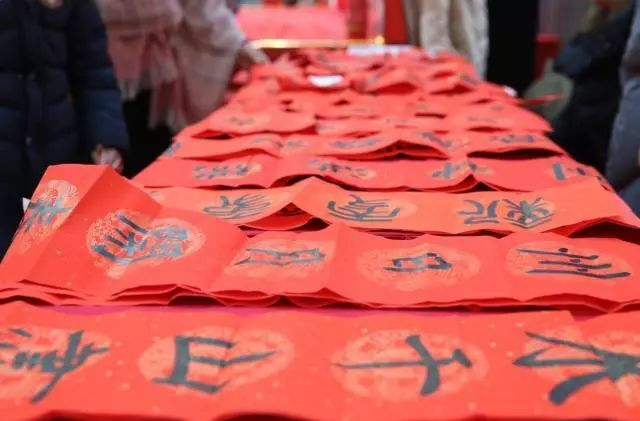 征联啦！一等奖5000元，二等奖2000元，三等奖1000元，等你来拿