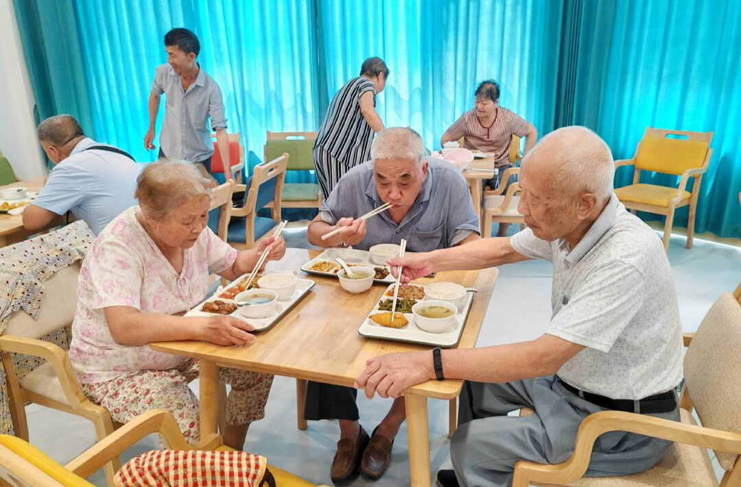 预付式养老服务“坑”太多，官司打赢了难退费