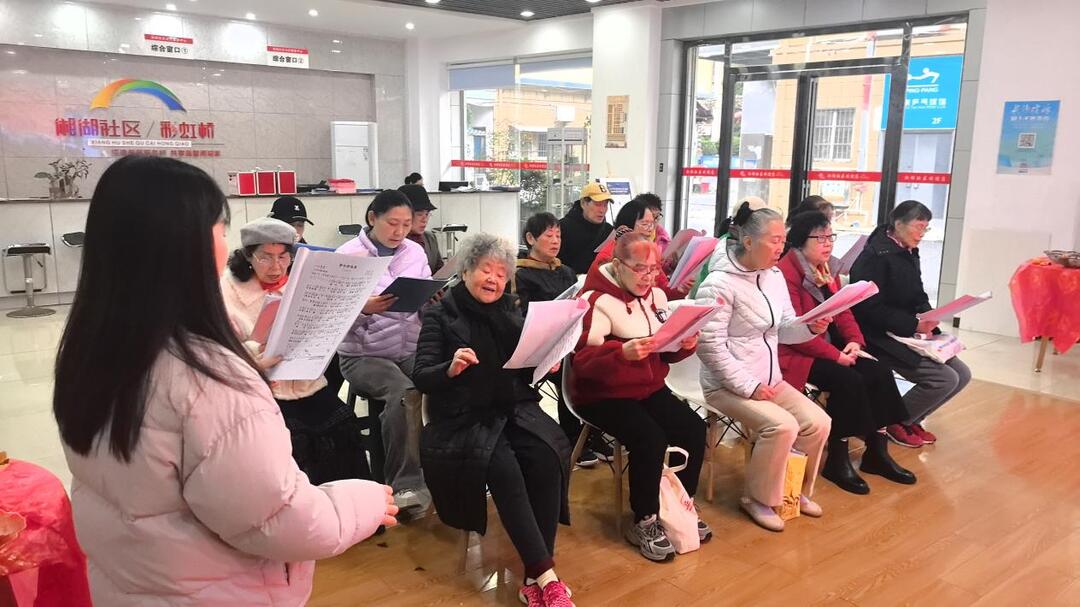 湘湖街道银龄歌声悠扬，诠释幸福老年生活