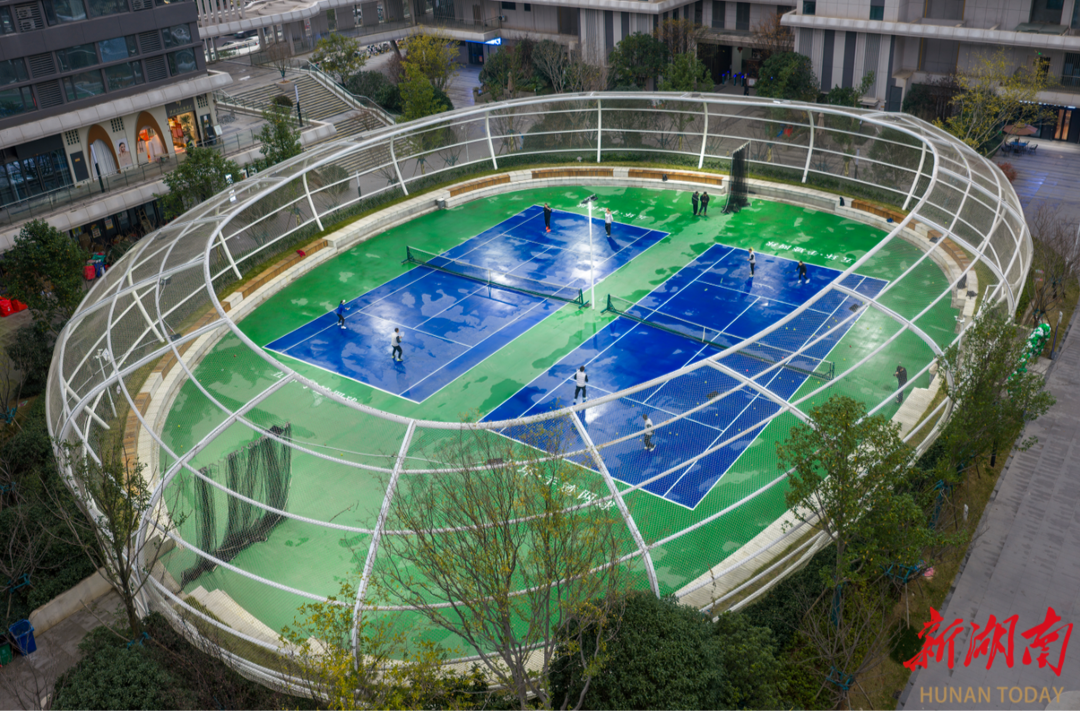 芙蓉区新添一普惠专业网球运动空间