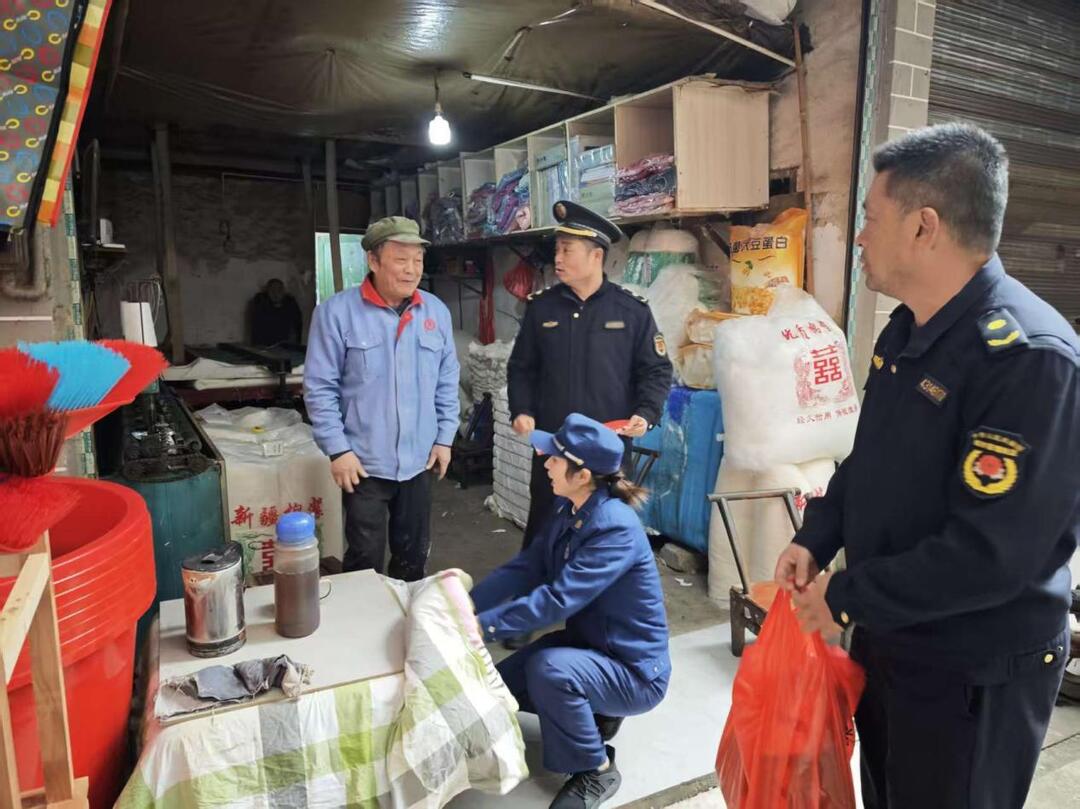 保靖打好冬季防火“主动仗” ~