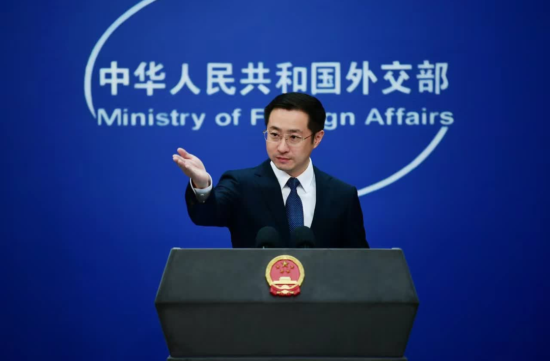 美国将大疆列入受控清单，外交部回应