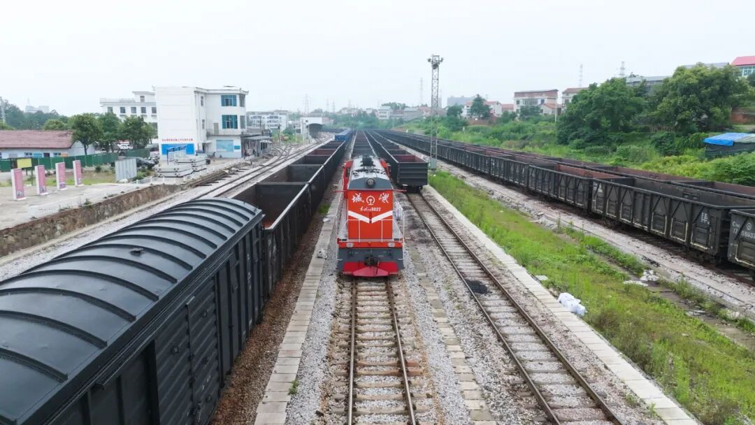 提前10天“交卷”！岳阳城港年度铁路取送量突破1874万吨