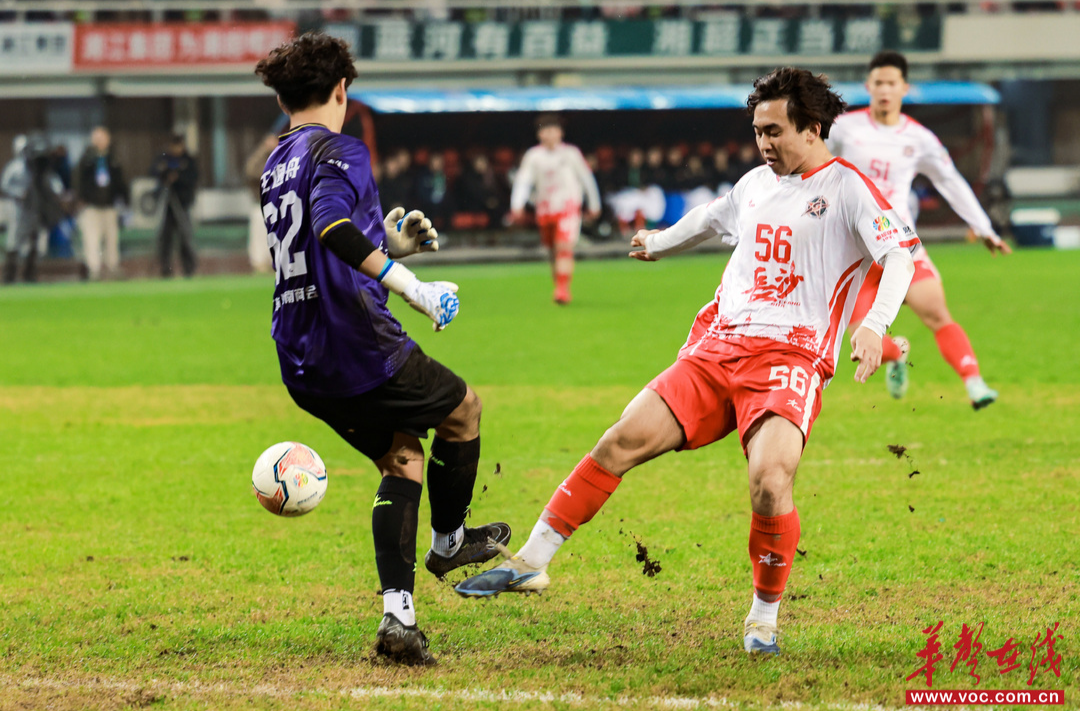 “湘超”友谊赛 长沙队主场3比2胜大湾区湖南人队