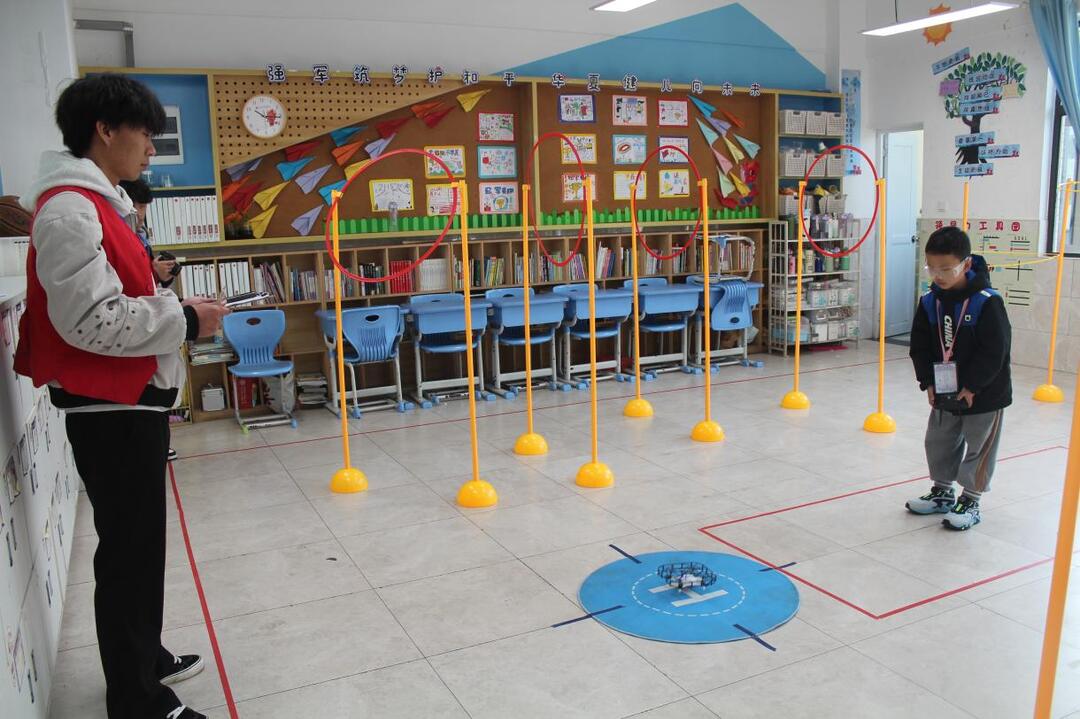 “红e青年”用专业护航省青创大赛的创新之梦