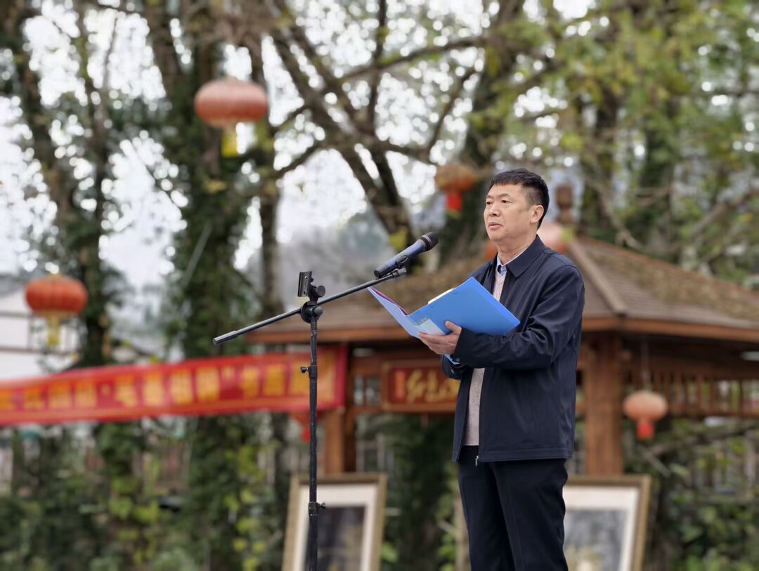 纵深推进主题研学——“爱我国防·笔墨祖国”书法展写活动在慈利举行