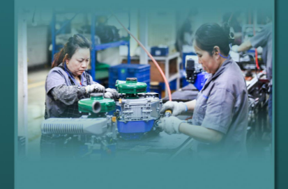 经济日报：奋力跑好全年经济“最后一棒”