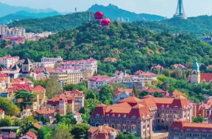 壹视界·我们的“十五五” | 为何要“投资于人”？读懂政策里的发展密码