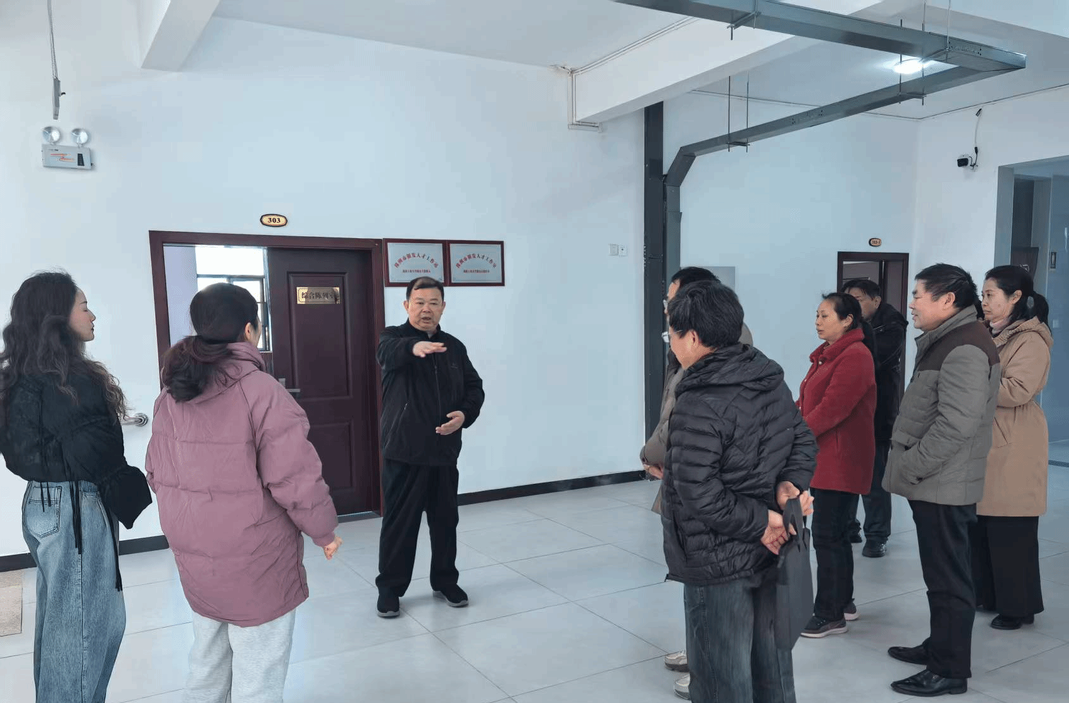 湖南工业大学党委书记刘望到离退休工作处调研指导工作