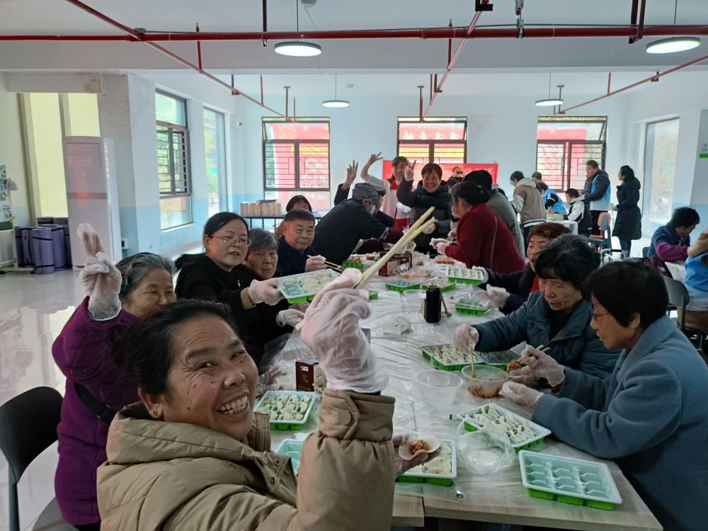 裕南街街道社工站：“裕见爱”构建多元颐养服务圈