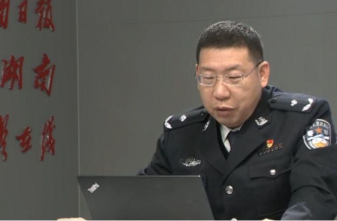 姓名变更了，可以同时变更社保、医保等个人信息吗？