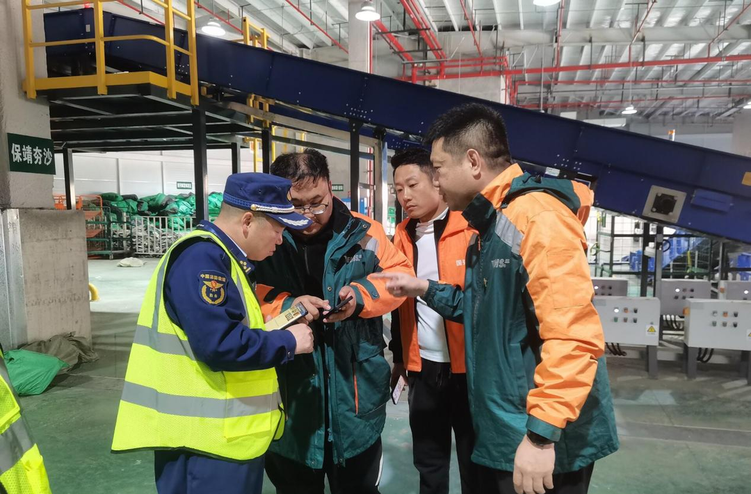 “组合拳”守护岁末平安 湖南消防筑牢冬季“防火屏障” 