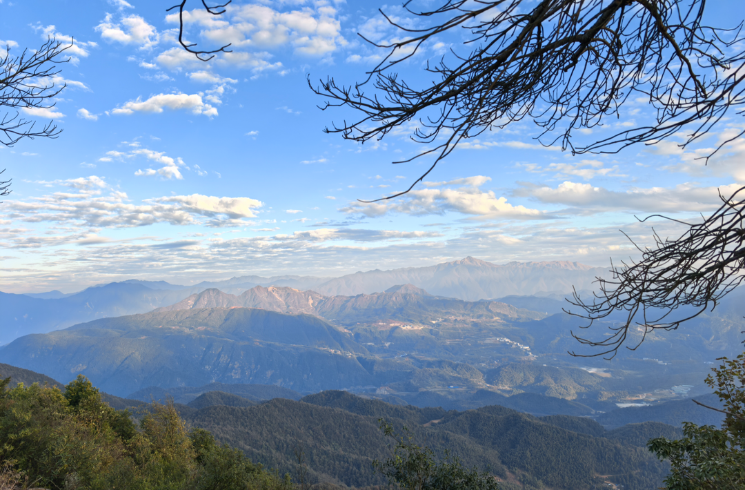 山顶望夕，赴一场家乡的暮色之约
