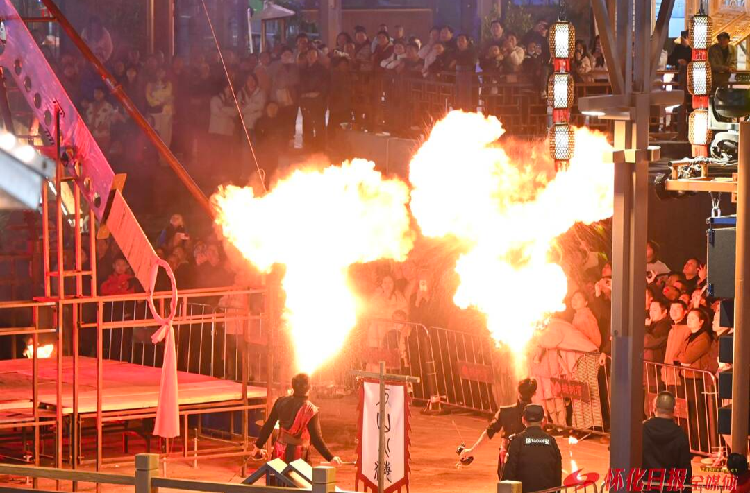 怀化：非遗添彩迎新年