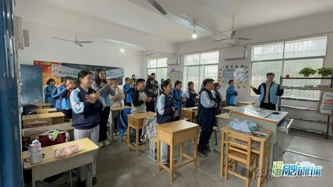 当“宣讲团”化身“文艺轻骑”：汨罗青年这样刷新校园生态课
