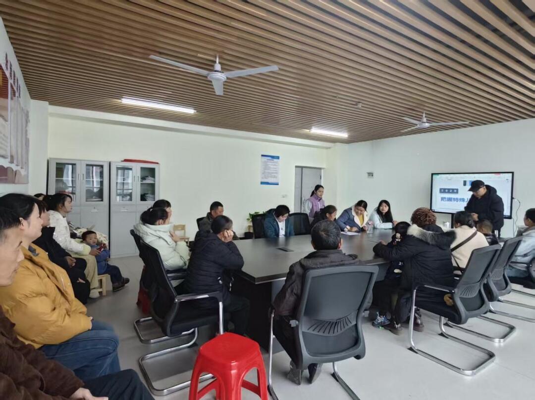 科学干预，与爱同行——道县举办特殊儿童家庭公益讲座