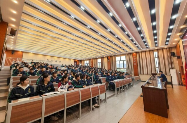 “青言青语”取代刻板说教，湖南青年讲师团奏响青春宣讲“大合唱”