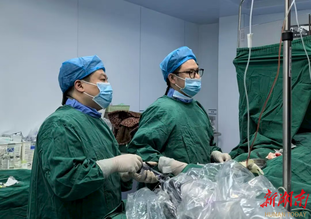 凌晨3点，山东汉子益阳突发心梗！无家属陪伴、未缴费，益阳医专附属医院“绿色通道”抢回一命