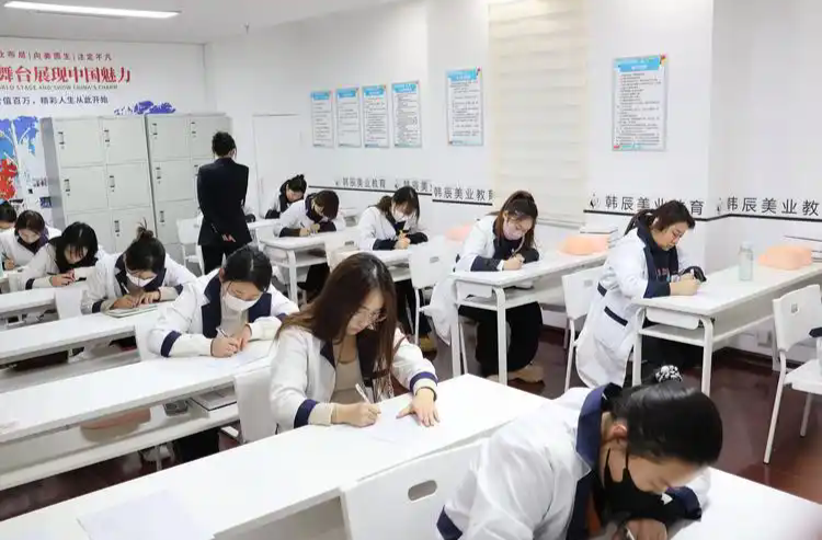 职业技能等级证书如何获得？存在有效期吗？