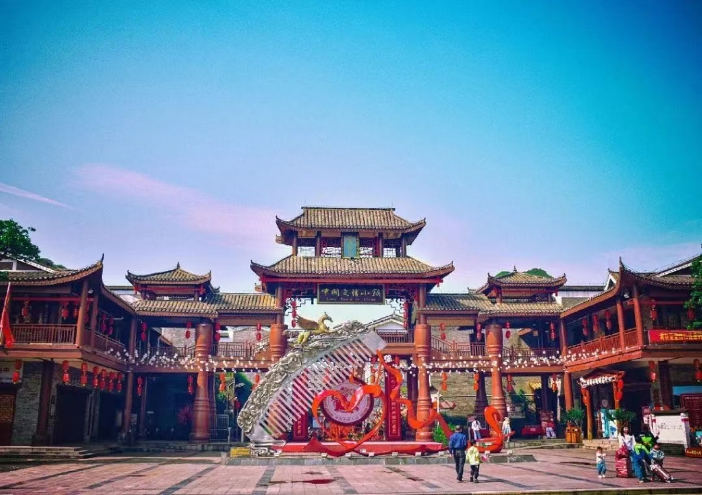 江苏网友自费应援，永州报之以“橙”：“十三太保”各送一车