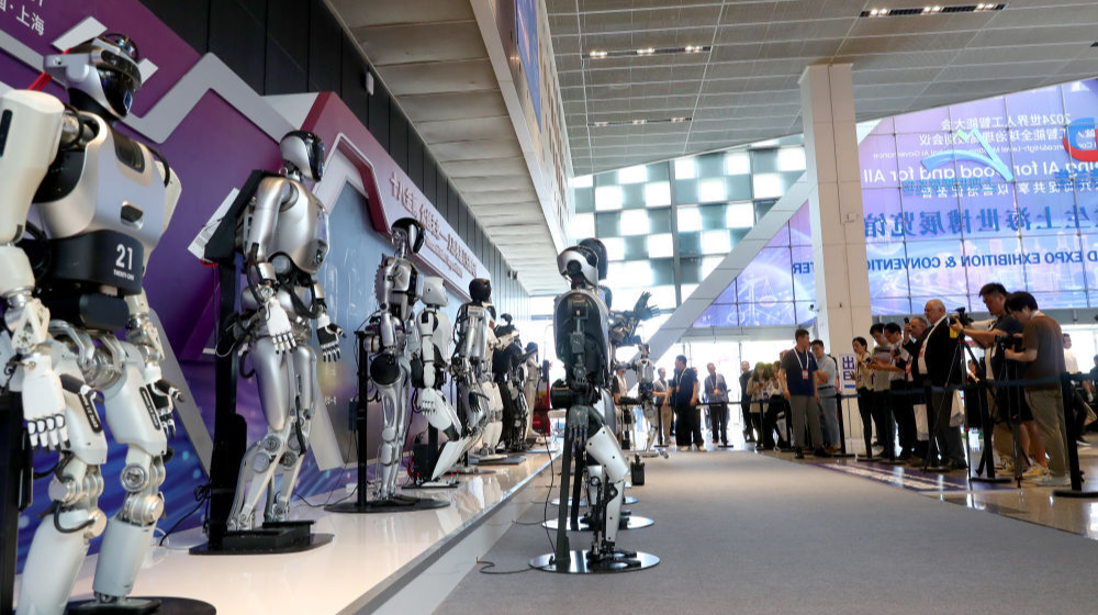 2026人形机器人产业展望：10万级量产将至 商业化元年开启