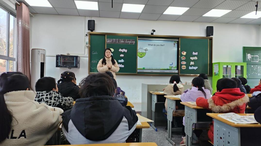 石门县一完小教育集团开展跨校教研，为乡村英语课堂注入“趣”与“实”