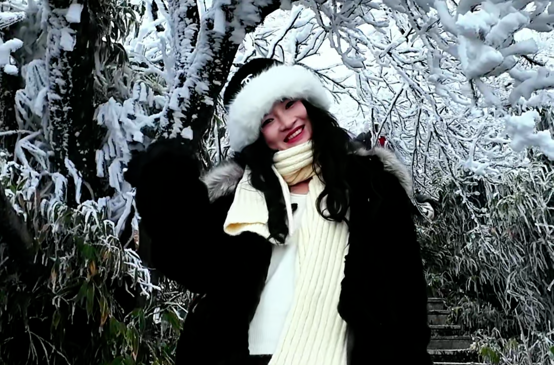 视频|新化大熊山：冰雪雾凇，美丽“冻”人