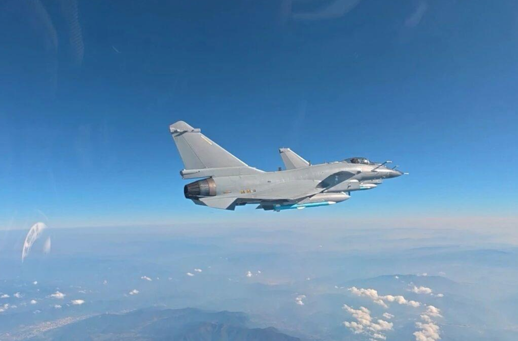 鹰击长空！一组高清大图看空军演练现场