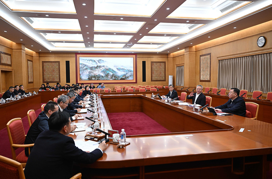 沈曉明主持召開專題會議研究教育科技人才體制機制一體改革試點工作