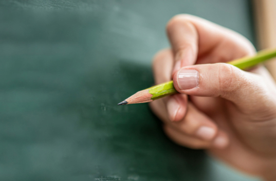 多地推动撤销“空壳学校”