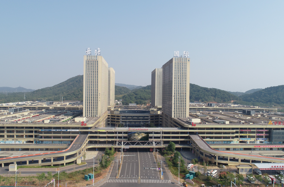 潭创先锋丨从0到600万粉丝 一名00后创业者的“鱼猫”江湖