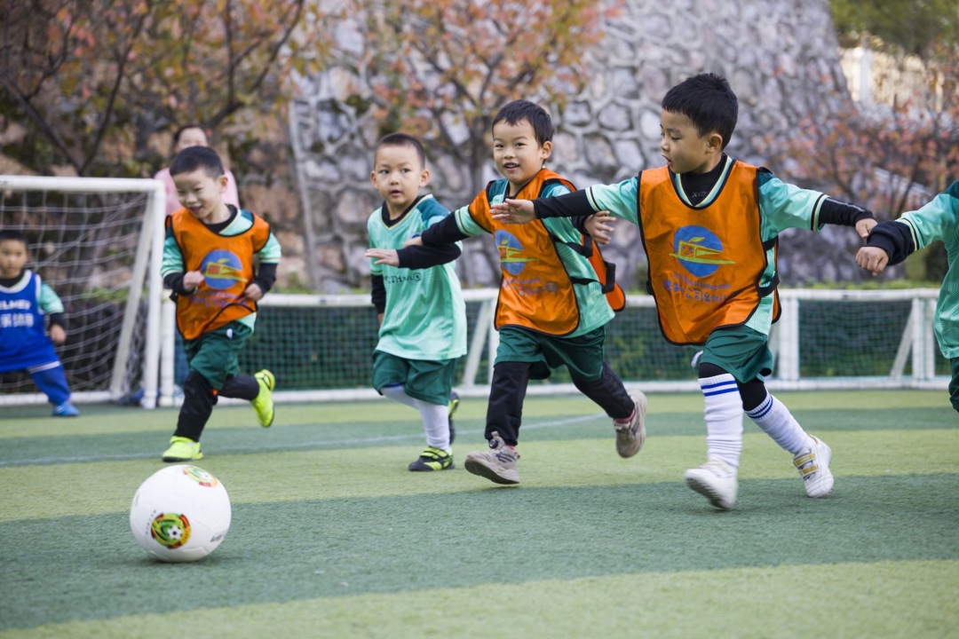 从“0”到“1”的足球魔法——株机公司幼儿园足球特色发展历程侧记