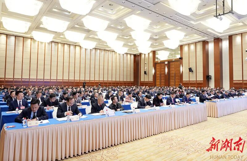 亮相省级部署大会！桑植八大公山镇获评全省禁毒成绩突出集体