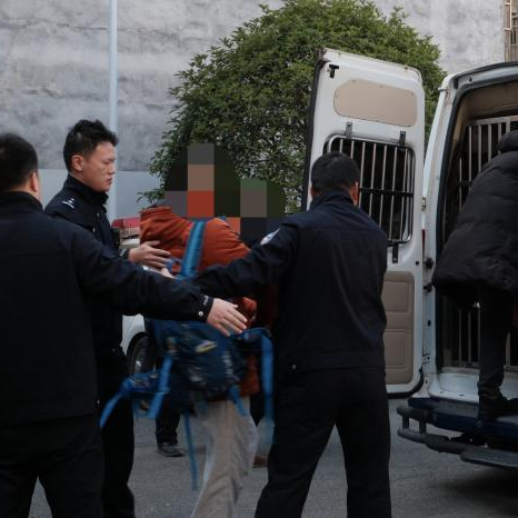 年前攻坚显力度，执行亮剑护民生