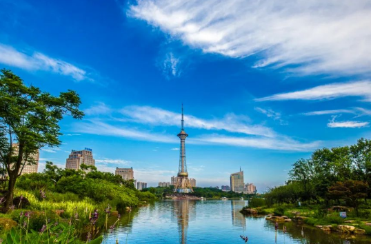 曹慧泉调研北斗产业发展情况